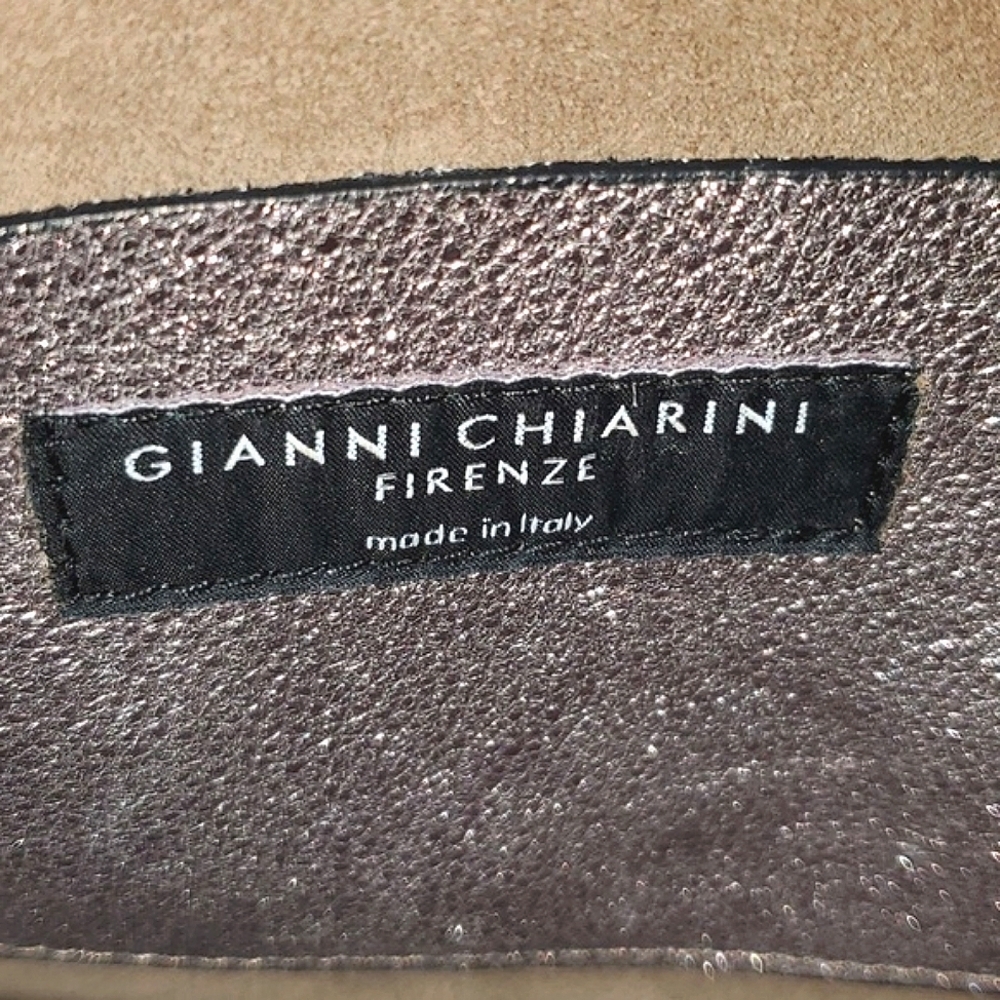 Gianni Chiarini Made in Italy Metallic Leather Crossbody Bag - Picture 3 of 12